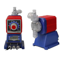 Iwaki Chemical EHE Series Feed Pump, 20.0 GPH, 30