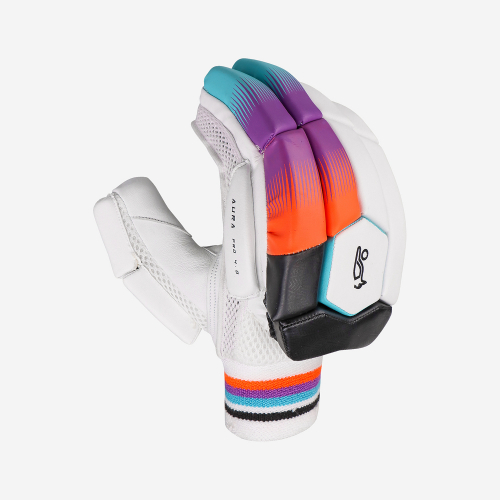 Pro 4.0 Aura Batting Gloves