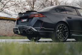 Akrapovic Hexagonal Tail Pipe Set (Carbon) for BMW M5 (G90, G99)
