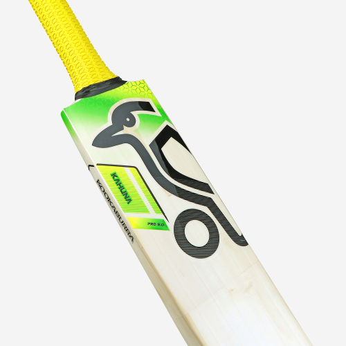 Kahuna Pro 5.0 EW Junior Cricket Bat