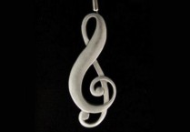 PEWTER TREBLE CLEF FAN PULL