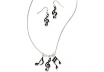 ON THAT NOTE Earrings & Necklace
