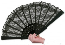 BLACK LACE FAN